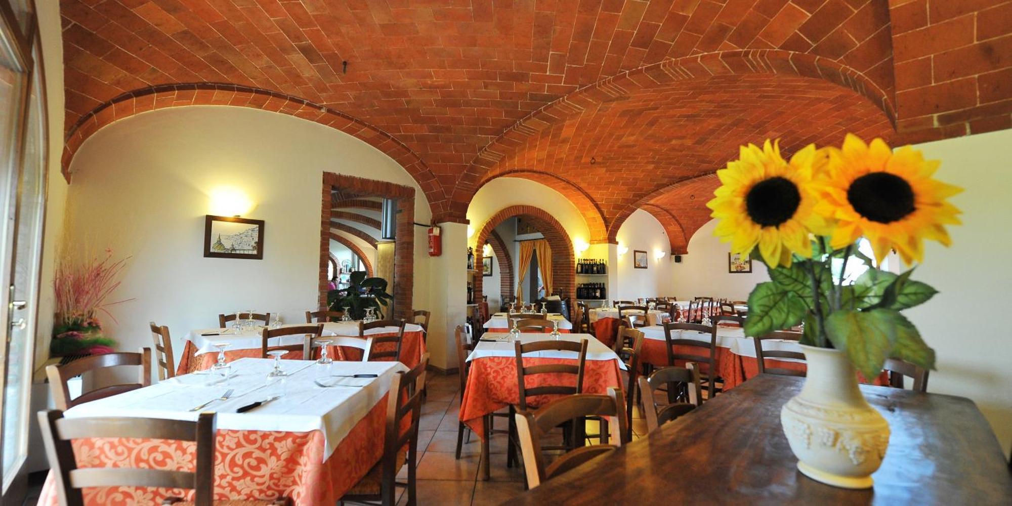 Albergo La Foresteria Bettolle Exterior foto