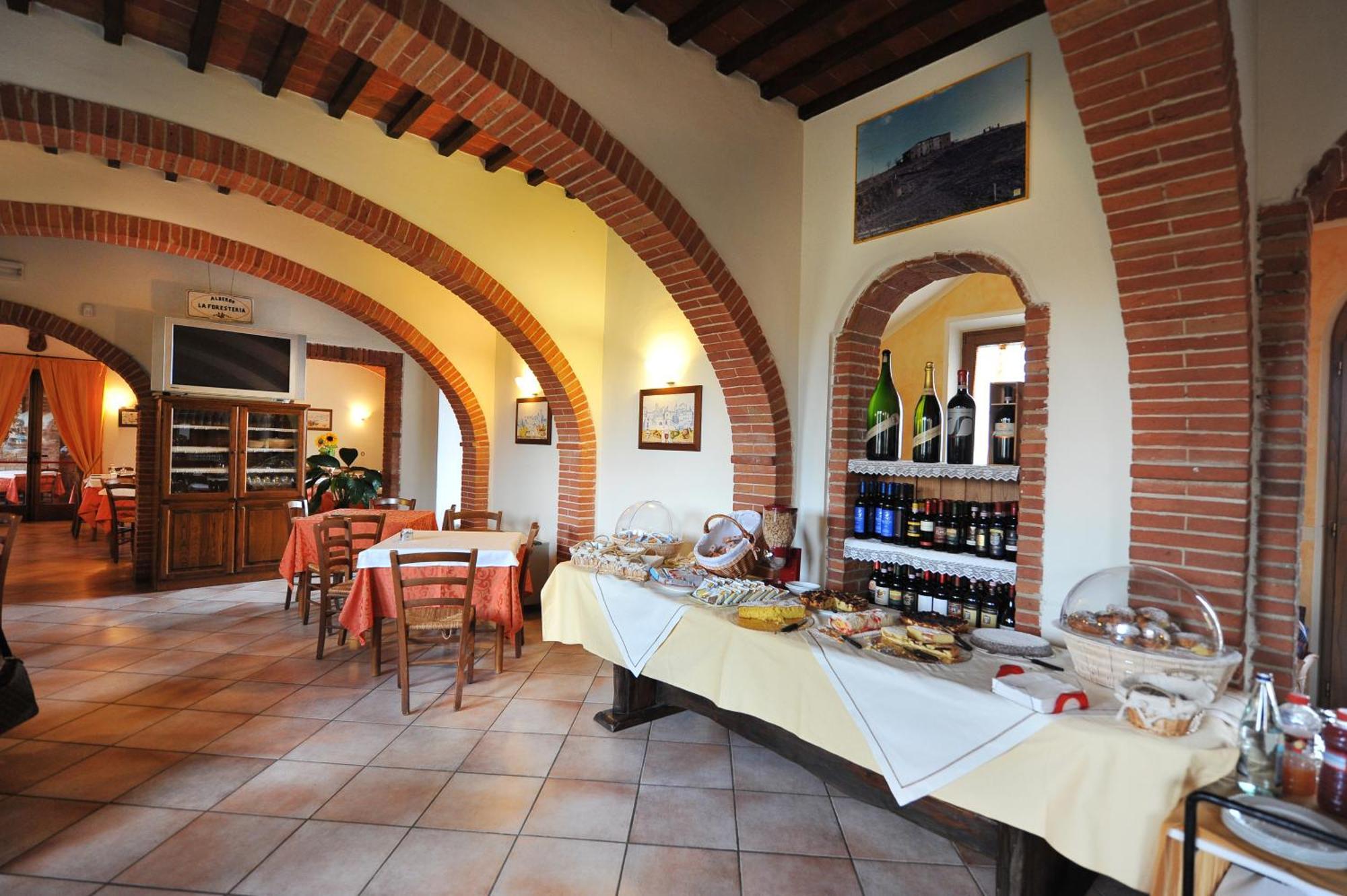 Albergo La Foresteria Bettolle Exterior foto