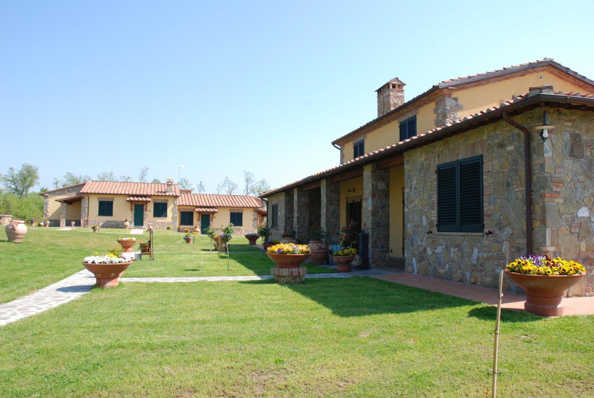 Albergo La Foresteria Bettolle Exterior foto