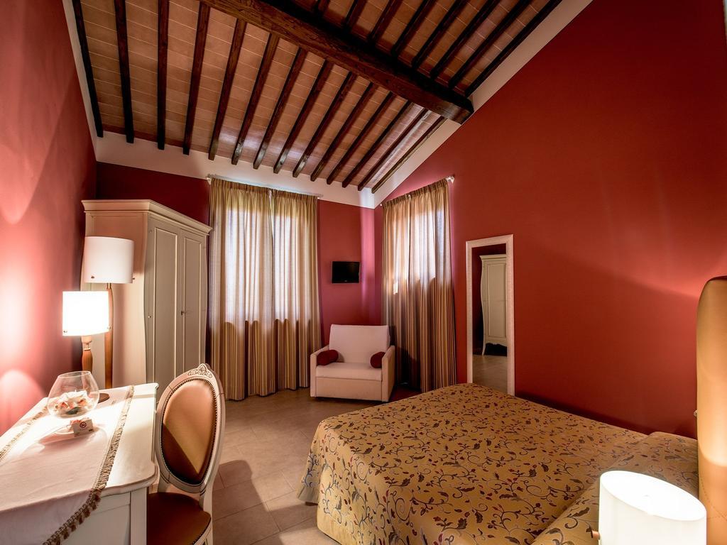 Albergo La Foresteria Bettolle Exterior foto