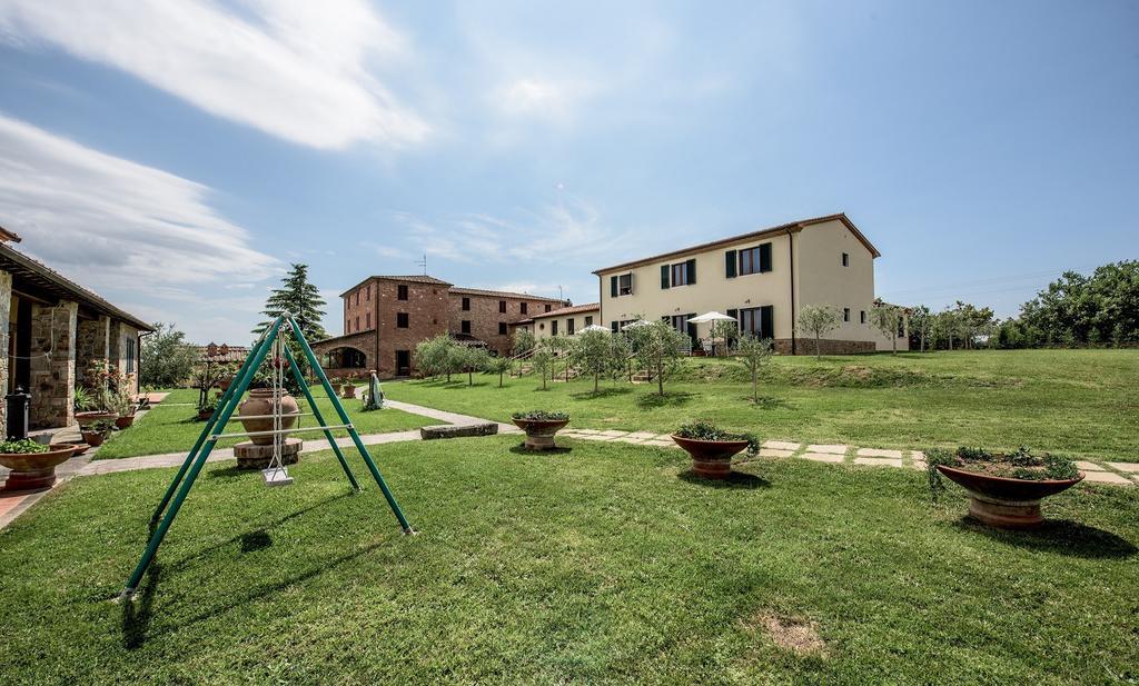 Albergo La Foresteria Bettolle Exterior foto